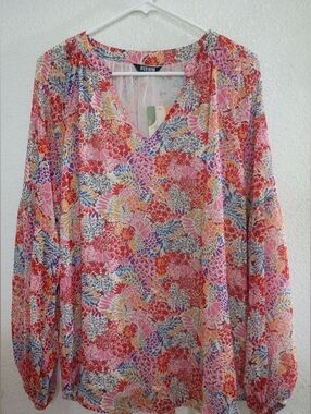 Floral V-Neck Long Sleeve